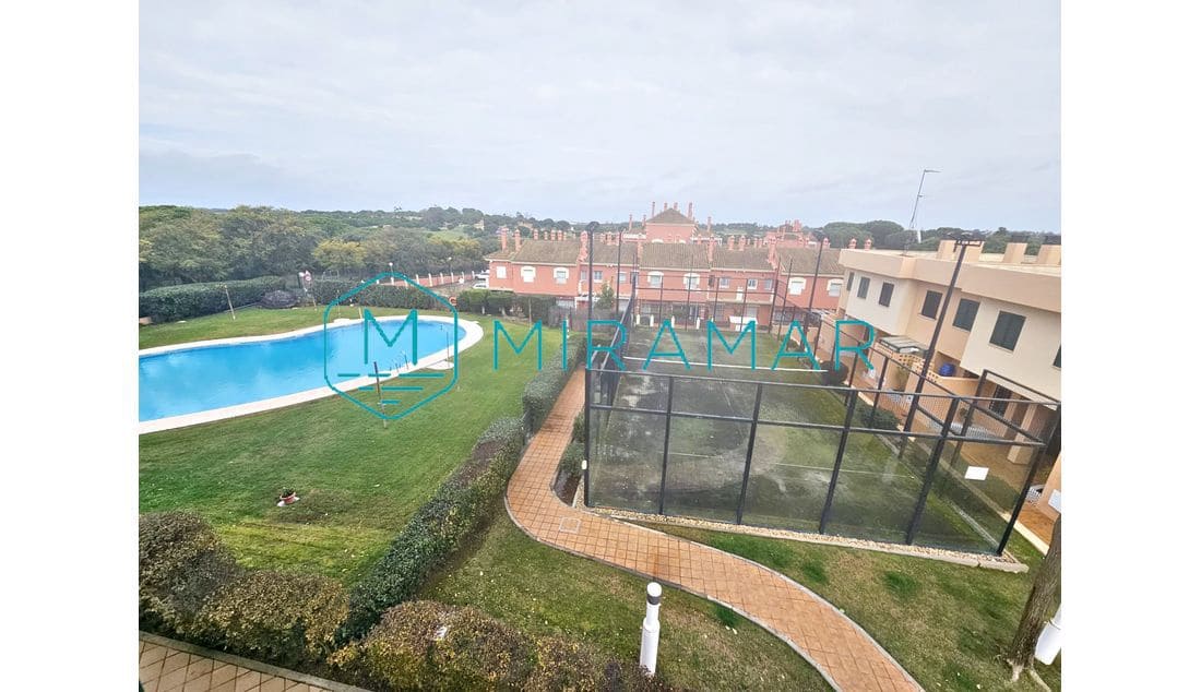 2 soveværelse Rækkehus til salg i Lepe med garage - € 218.000 (Ref: 9564309)