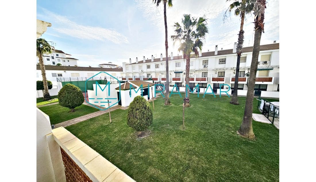 4 bedroom Terraced Villa for sale in La Antilla with garage - € 350,000 (Ref: 9568012)