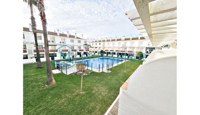 Adosado de 4 habitaciones en La Antilla, Lepe en venta con garaje - 350.000 € (Ref: 9568012)