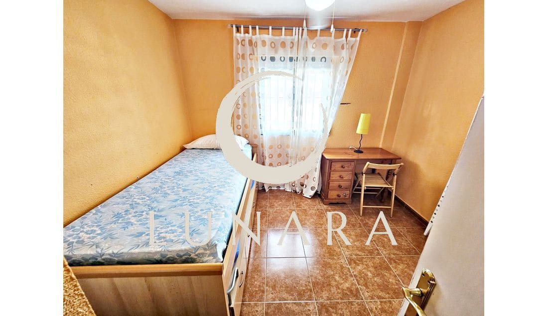 4 bedroom Terraced Villa for sale in La Antilla with garage - € 350,000 (Ref: 9568012)