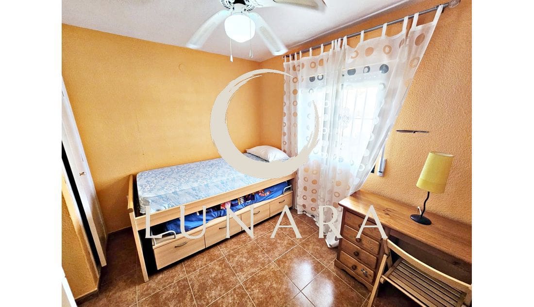 4 bedroom Terraced Villa for sale in La Antilla with garage - € 350,000 (Ref: 9568012)