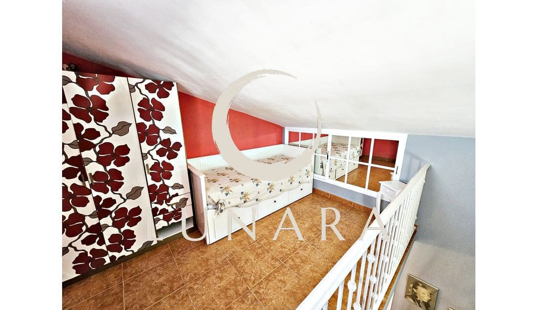 4 bedroom Terraced Villa for sale in La Antilla with garage - € 350,000 (Ref: 9568012)