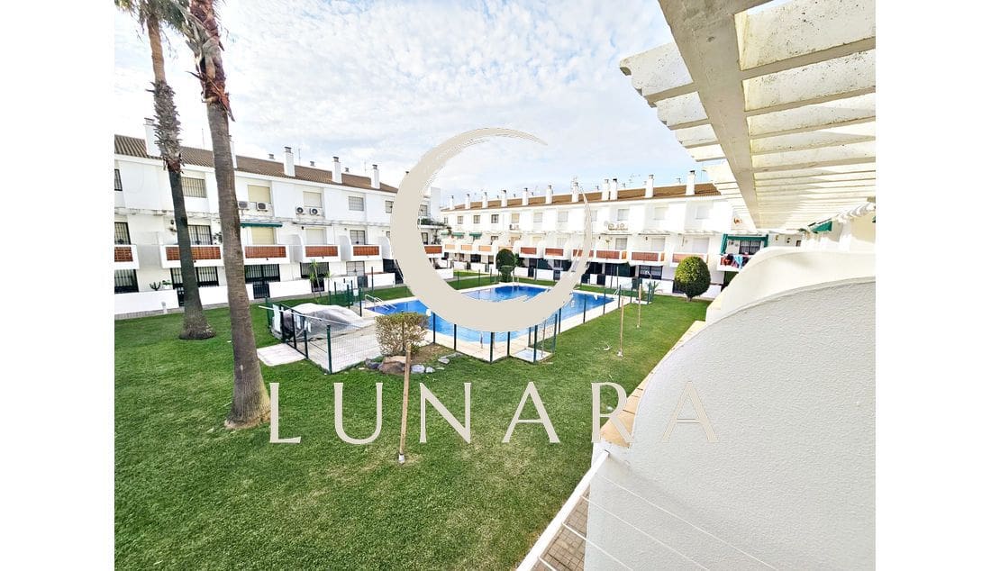 4 bedroom Terraced Villa for sale in La Antilla with garage - € 350,000 (Ref: 9568012)