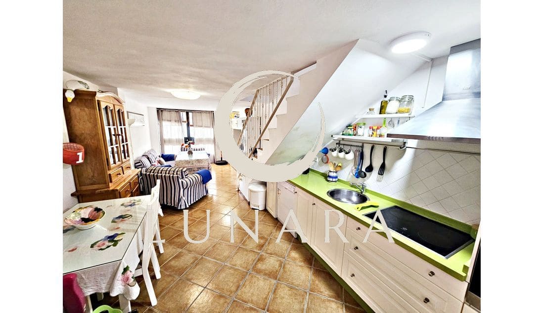 4 bedroom Terraced Villa for sale in La Antilla with garage - € 350,000 (Ref: 9568012)