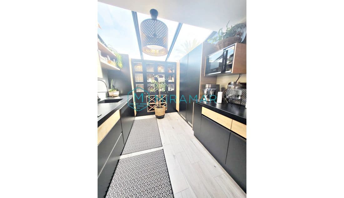 Adosado de 3 habitaciones en Ayamonte en venta con garaje - 413.000 € (Ref: 9570616)