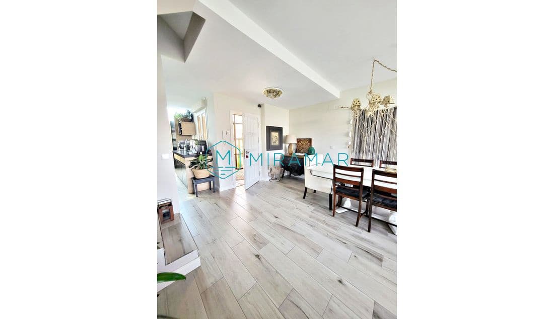 Adosado de 3 habitaciones en Ayamonte en venta con garaje - 413.000 € (Ref: 9570616)