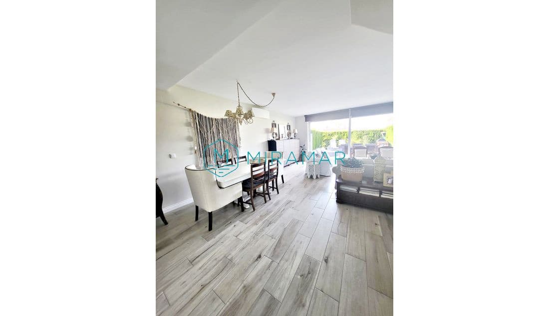 Adosado de 3 habitaciones en Ayamonte en venta con garaje - 413.000 € (Ref: 9570616)