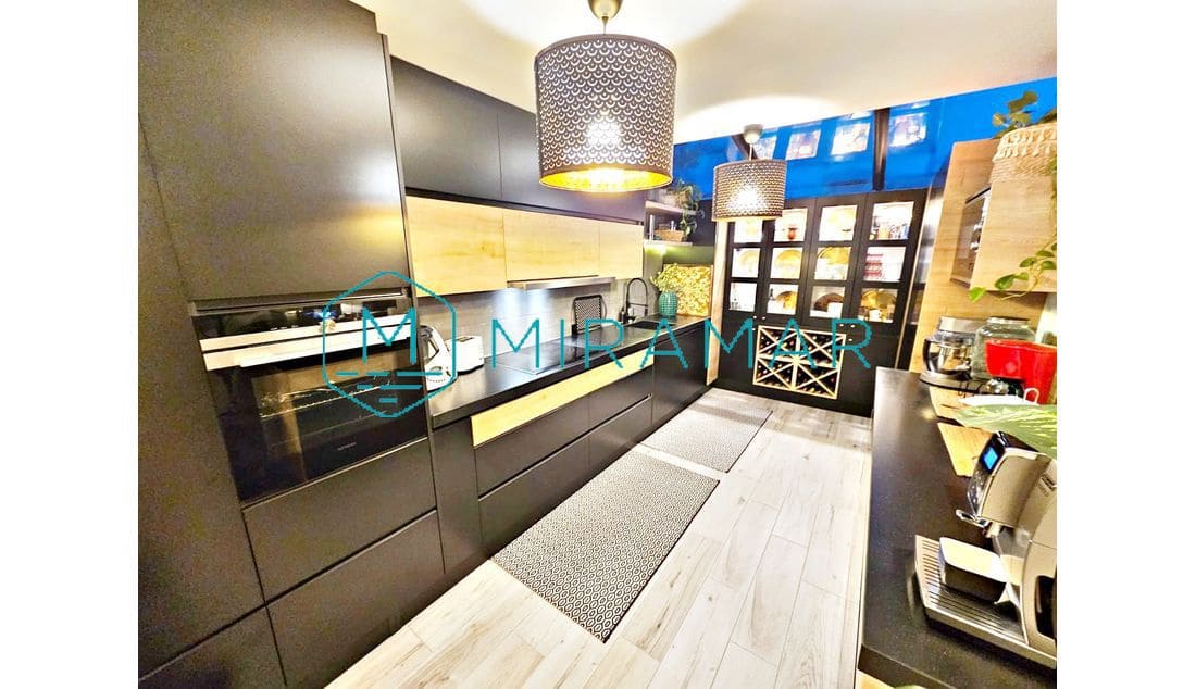 Adosado de 3 habitaciones en Ayamonte en venta con garaje - 413.000 € (Ref: 9570616)