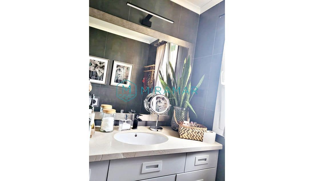 Adosado de 3 habitaciones en Ayamonte en venta con garaje - 413.000 € (Ref: 9570616)