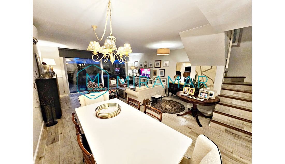 Adosado de 3 habitaciones en Ayamonte en venta con garaje - 413.000 € (Ref: 9570616)