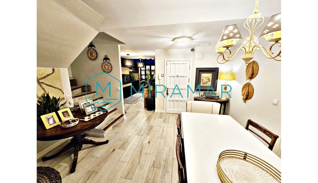 Adosado de 3 habitaciones en Ayamonte en venta con garaje - 413.000 € (Ref: 9570616)