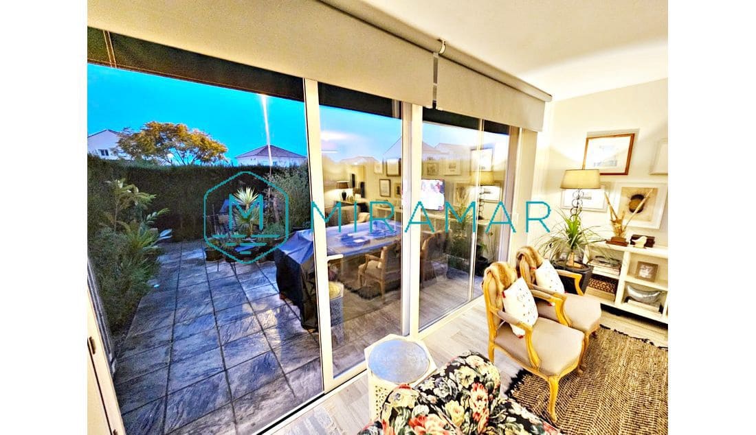 Adosado de 3 habitaciones en Ayamonte en venta con garaje - 413.000 € (Ref: 9570616)