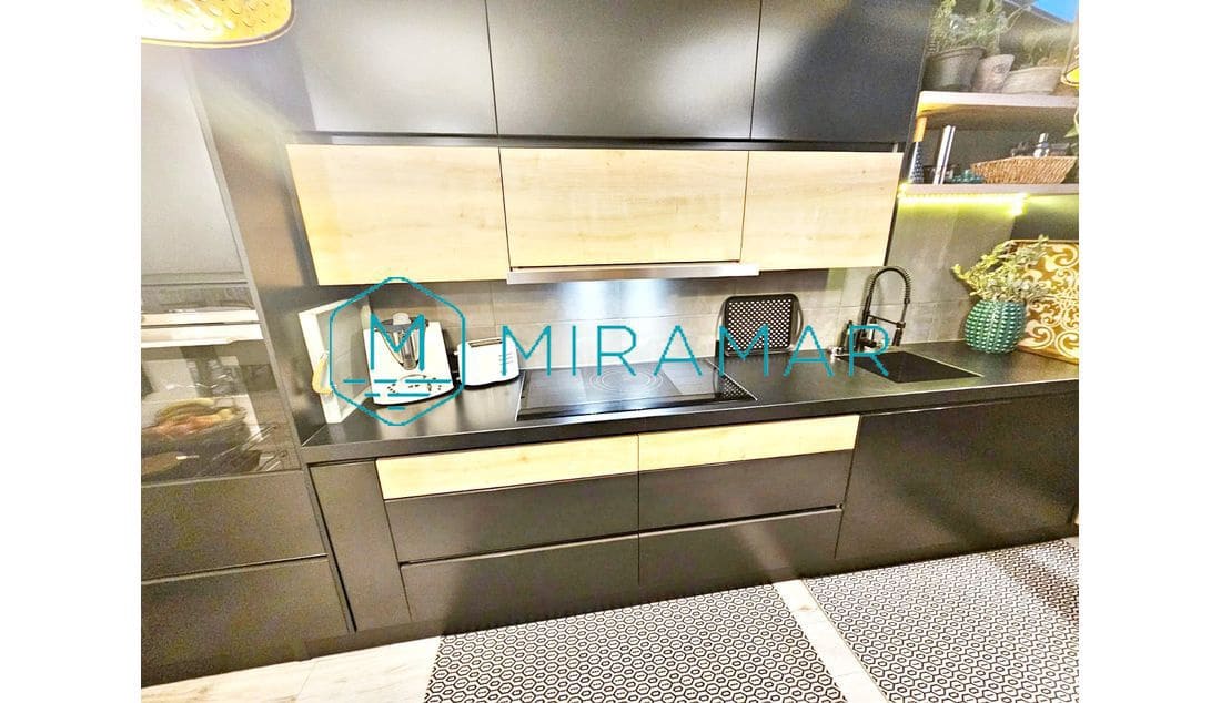 Adosado de 3 habitaciones en Ayamonte en venta con garaje - 413.000 € (Ref: 9570616)