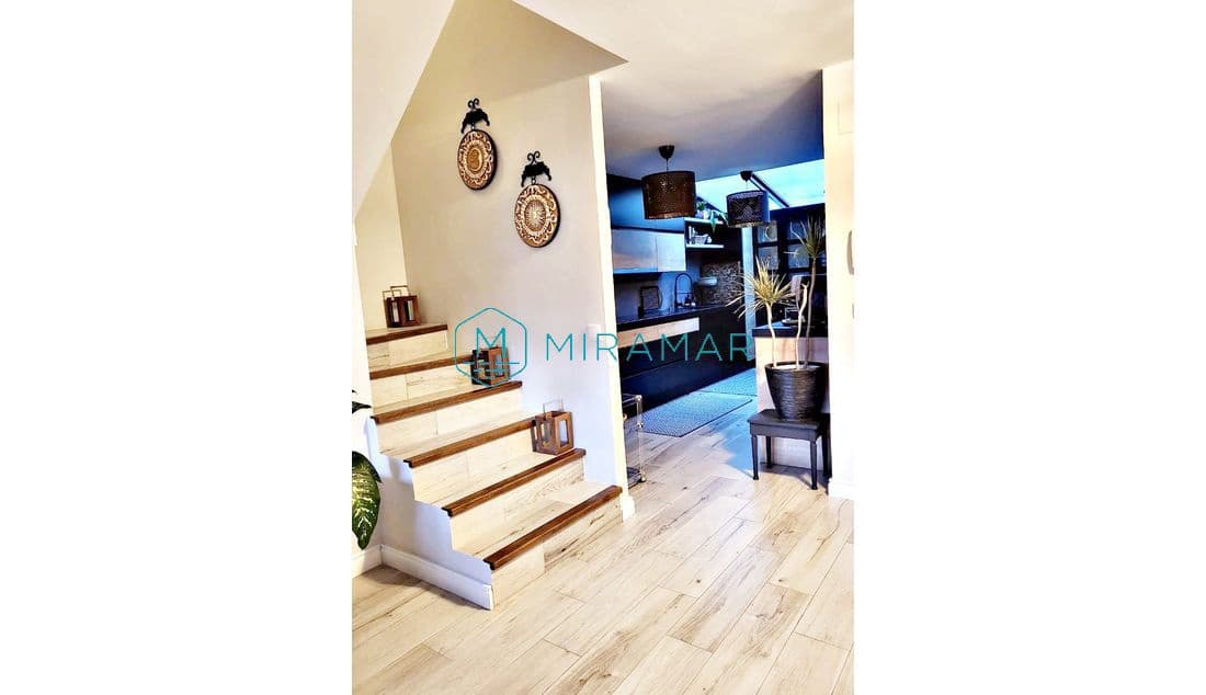 Adosado de 3 habitaciones en Ayamonte en venta con garaje - 413.000 € (Ref: 9570616)