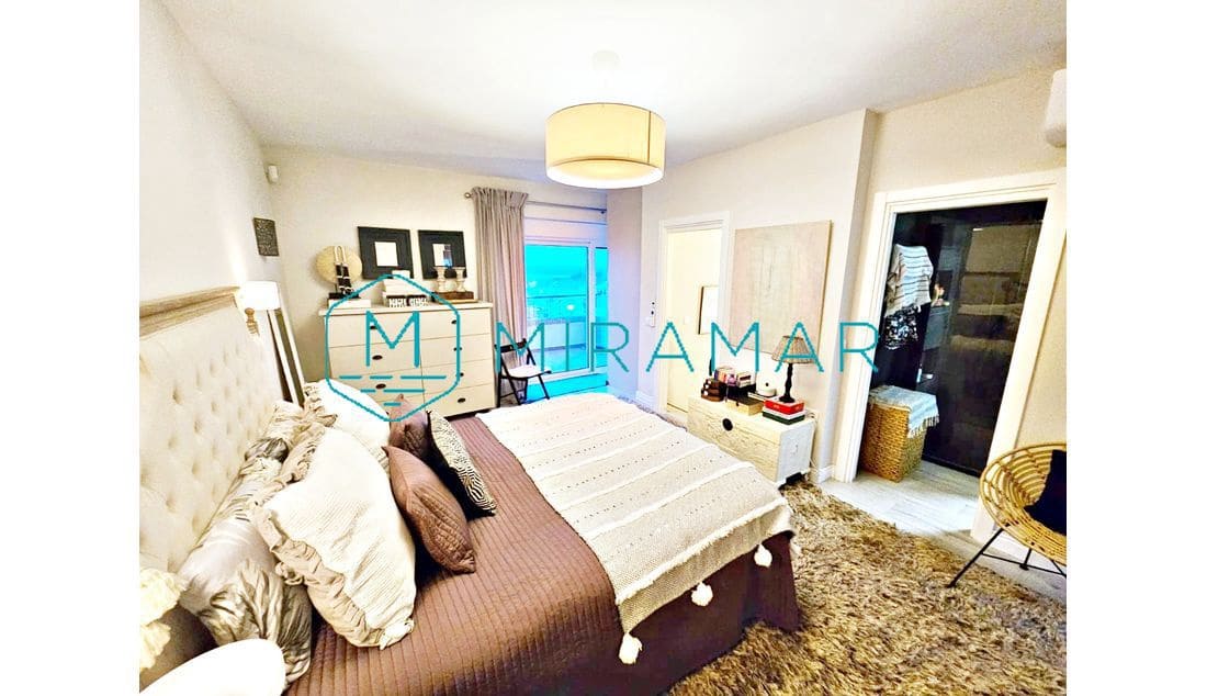 Adosado de 3 habitaciones en Ayamonte en venta con garaje - 413.000 € (Ref: 9570616)