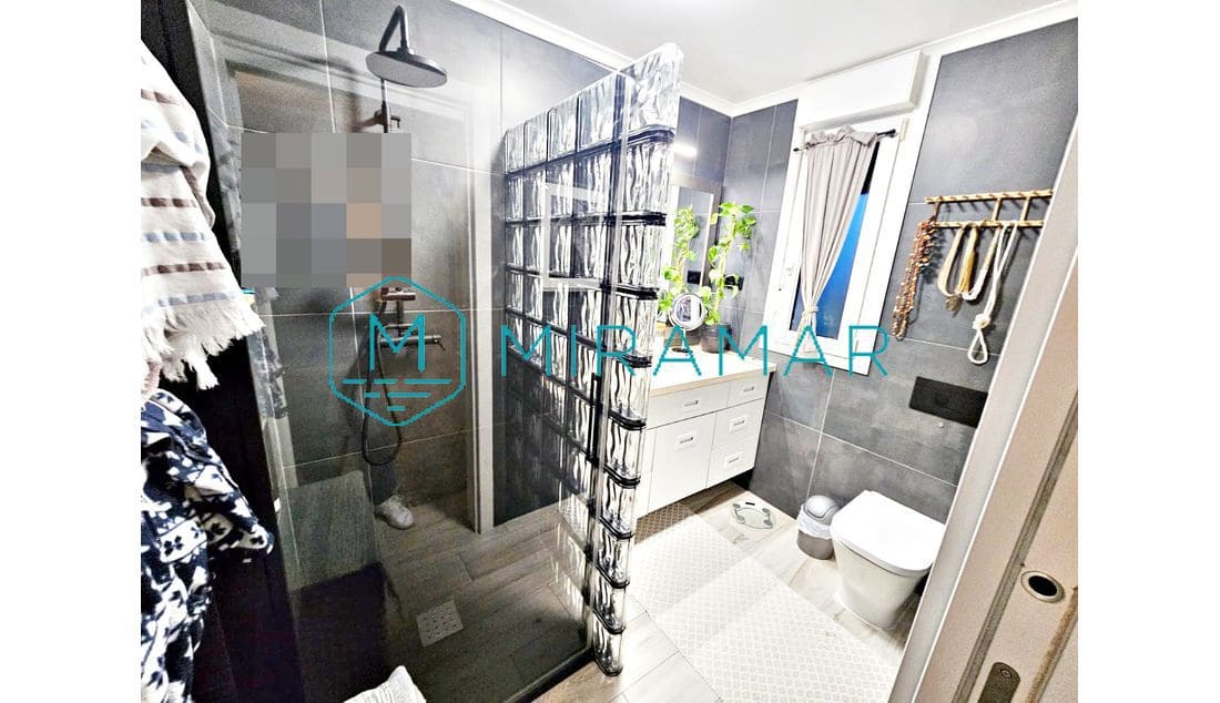 Adosado de 3 habitaciones en Ayamonte en venta con garaje - 413.000 € (Ref: 9570616)