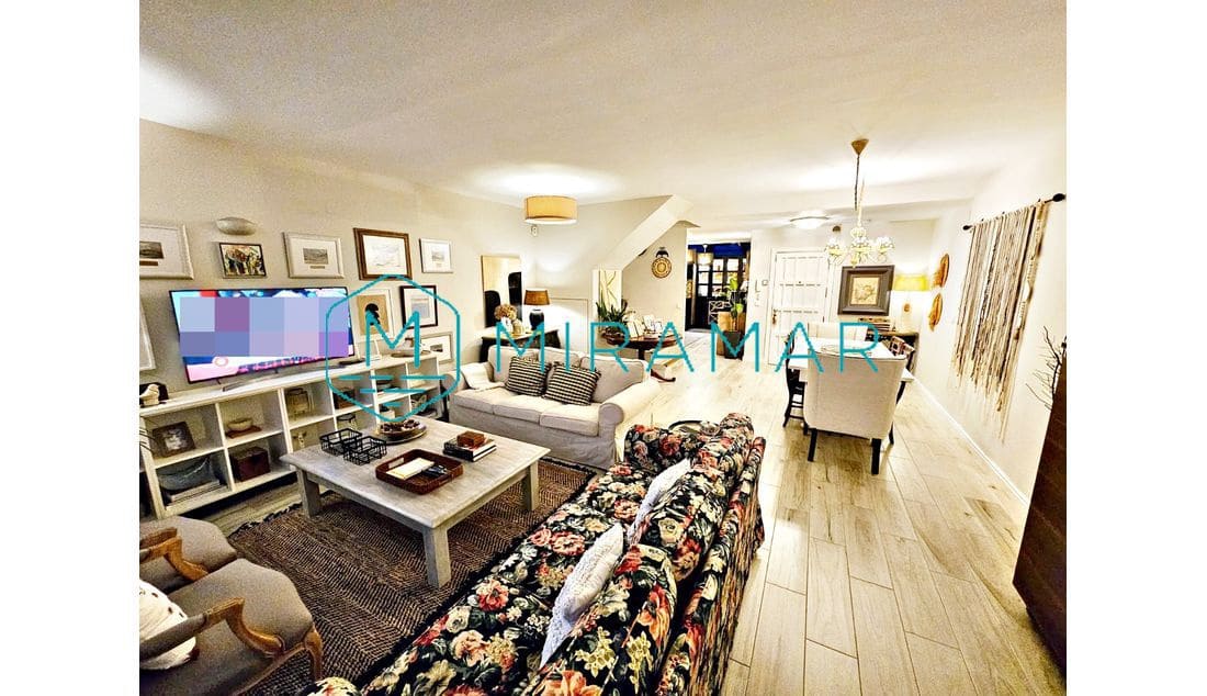 Adosado de 3 habitaciones en Ayamonte en venta con garaje - 413.000 € (Ref: 9570616)