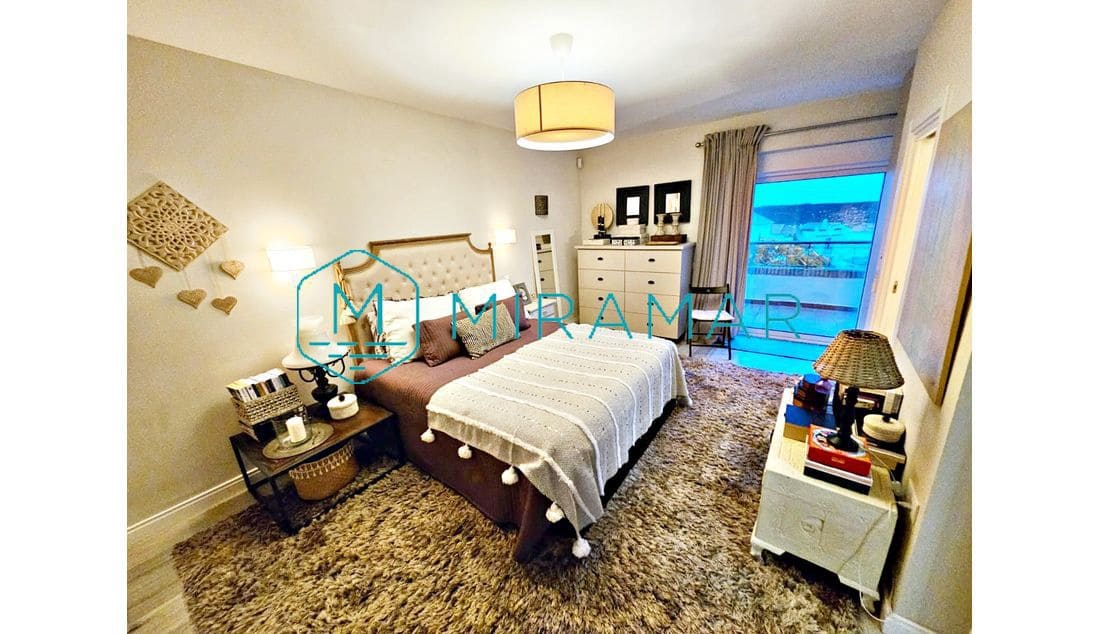 Adosado de 3 habitaciones en Ayamonte en venta con garaje - 413.000 € (Ref: 9570616)