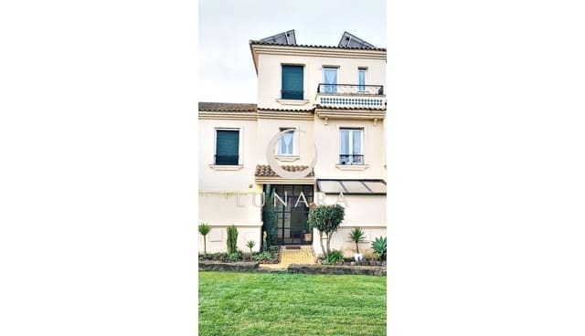 3 soveværelse Rækkehus til salg i Ayamonte med garage - € 413.000 (Ref: 9570616)