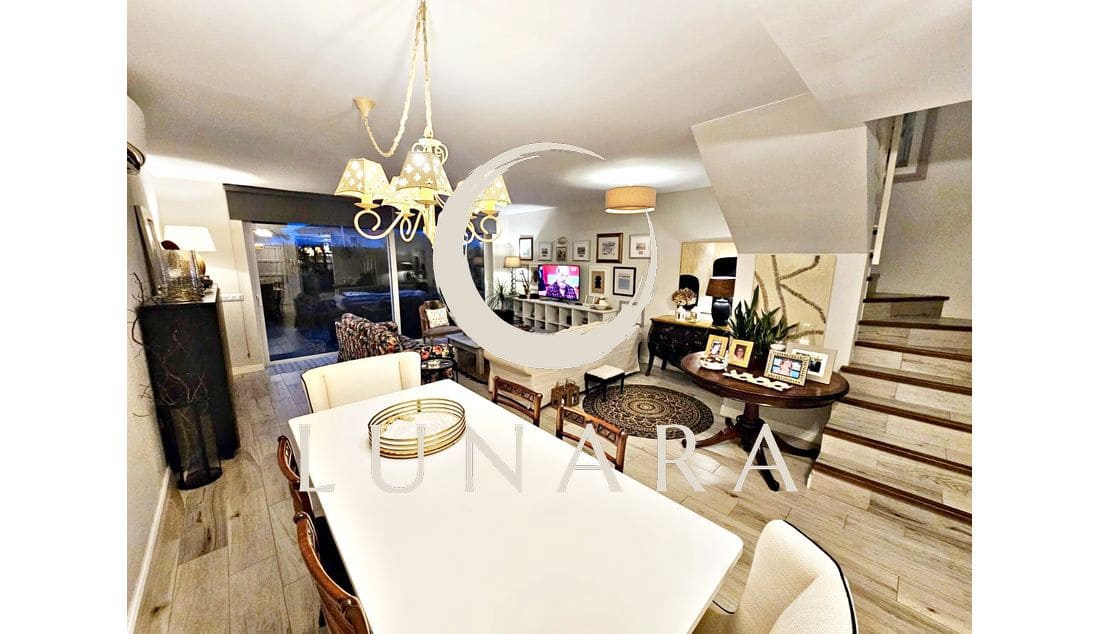 3 bedroom Terraced Villa for sale in Ayamonte with garage - € 413,000 (Ref: 9570616)