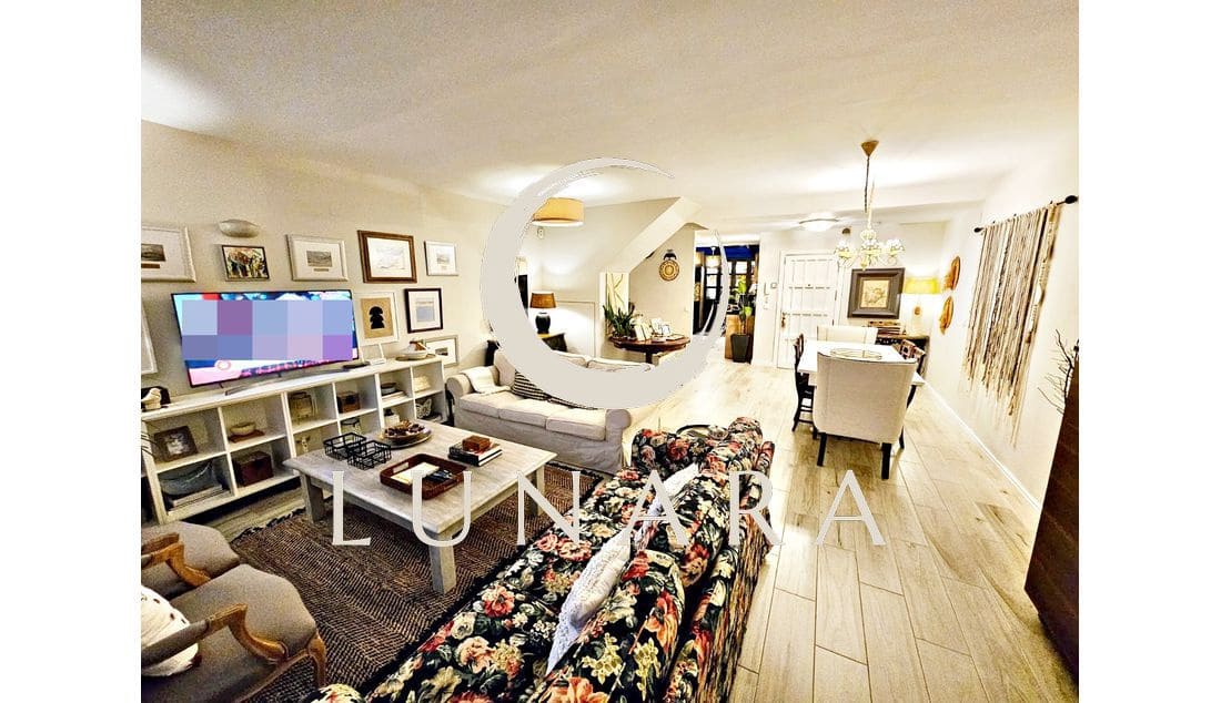 3 bedroom Terraced Villa for sale in Ayamonte with garage - € 413,000 (Ref: 9570616)