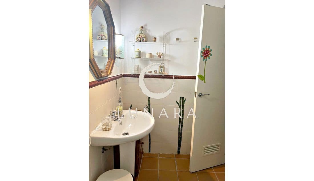 3 bedroom Terraced Villa for sale in Lepe - € 295,000 (Ref: 9570617)