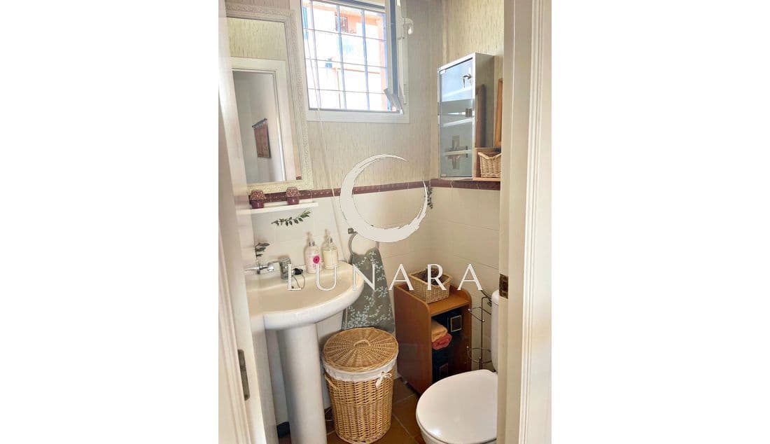 3 bedroom Terraced Villa for sale in Lepe - € 295,000 (Ref: 9570617)