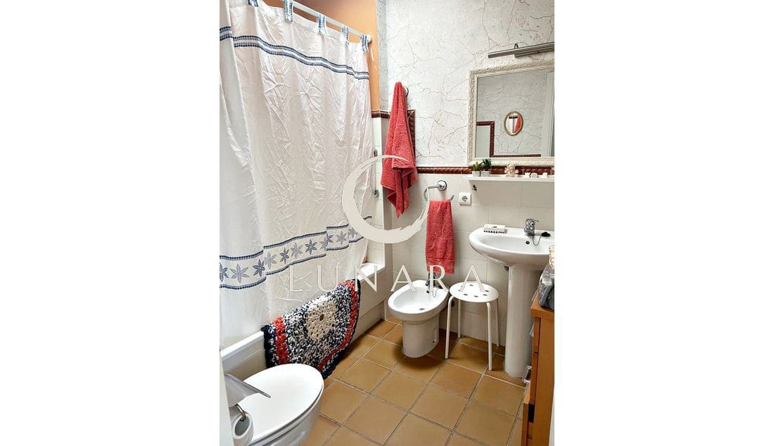 3 bedroom Terraced Villa for sale in Lepe - € 295,000 (Ref: 9570617)