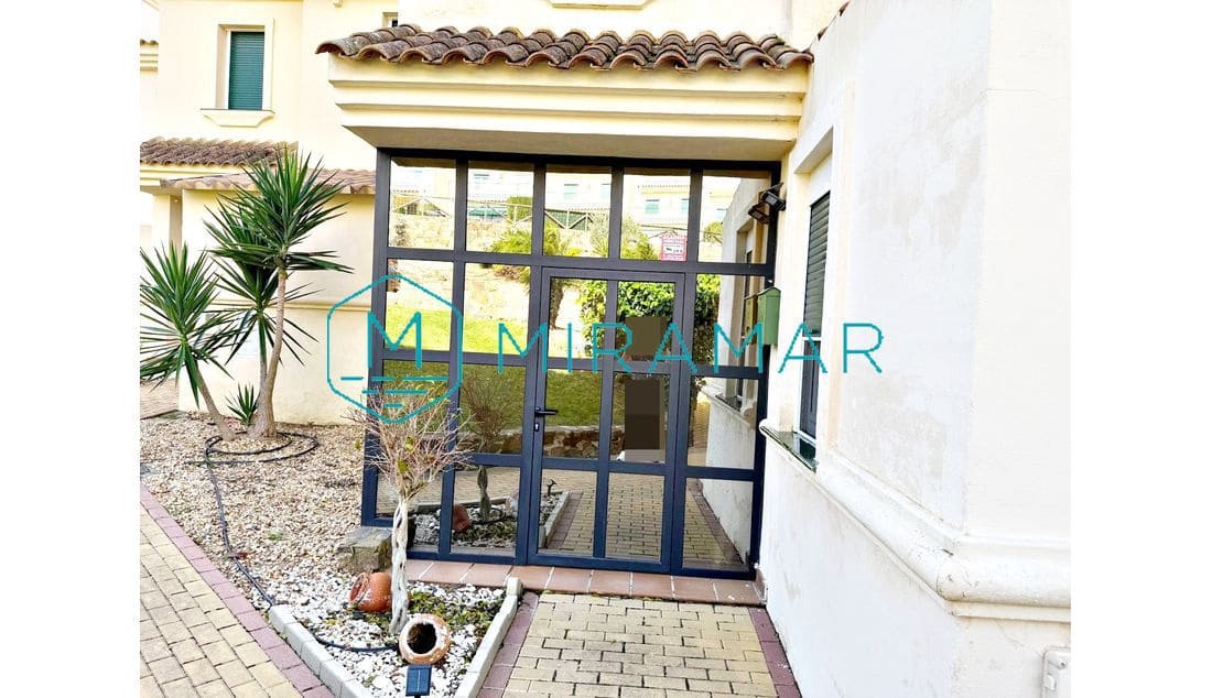 Adosado de 3 habitaciones en Ayamonte en venta - 227.000 € (Ref: 9571485)