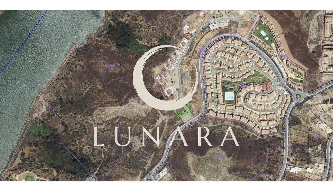 Undeveloped Land for sale in Ayamonte - € 65,000 (Ref: 9582450)