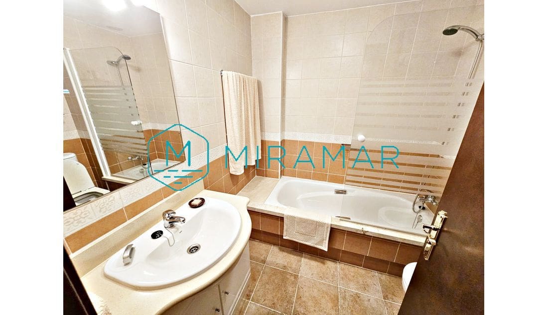 2 sovrum Lägenhet till salu i Ayamonte med garage - 175 000 € (Ref: 9590705)