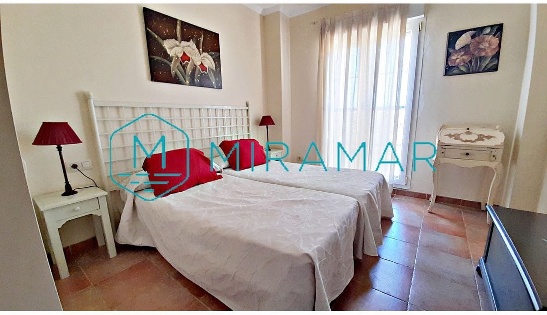 Ático de 2 habitaciones en Isla Canela en venta con garaje - 299.000 € (Ref: 9598707)