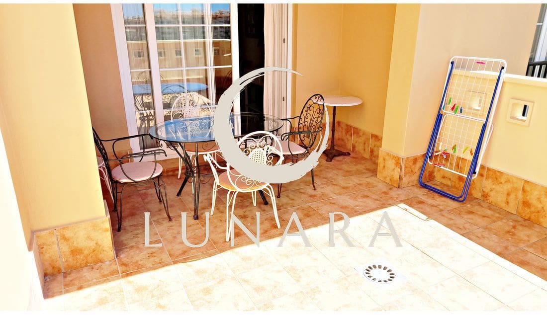 2 soverom Penthouse til salgs i Isla Canela med garasje - € 299 000 (Ref: 9598707)