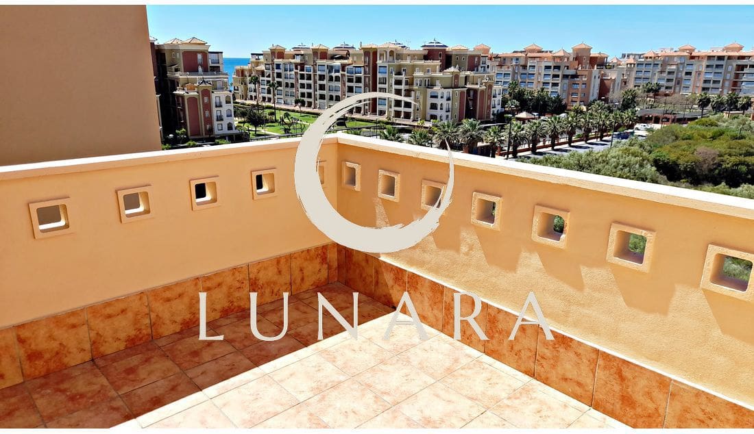 2 soverom Penthouse til salgs i Isla Canela med garasje - € 299 000 (Ref: 9598707)