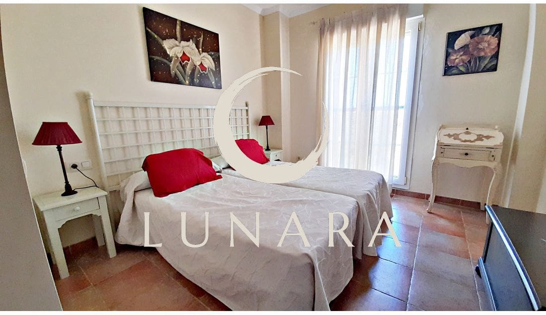 2 soverom Penthouse til salgs i Isla Canela med garasje - € 299 000 (Ref: 9598707)