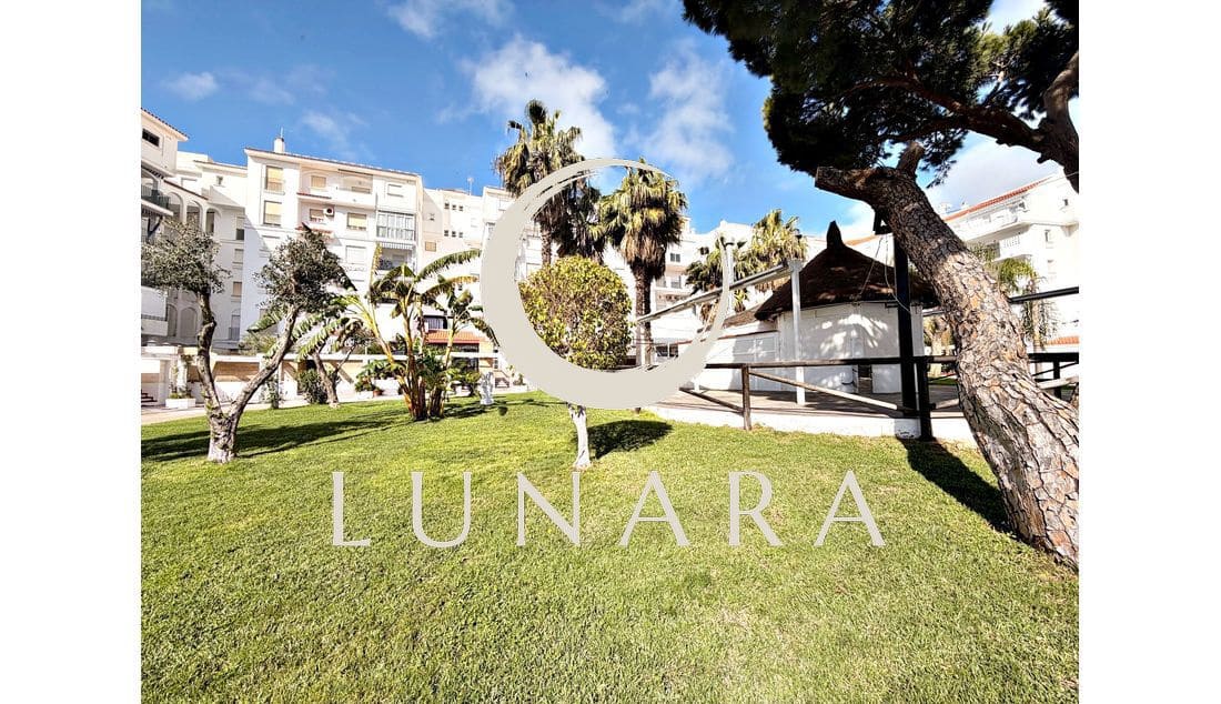 2 bedroom Apartment for sale in Punta Umbria - € 210,000 (Ref: 9607191)