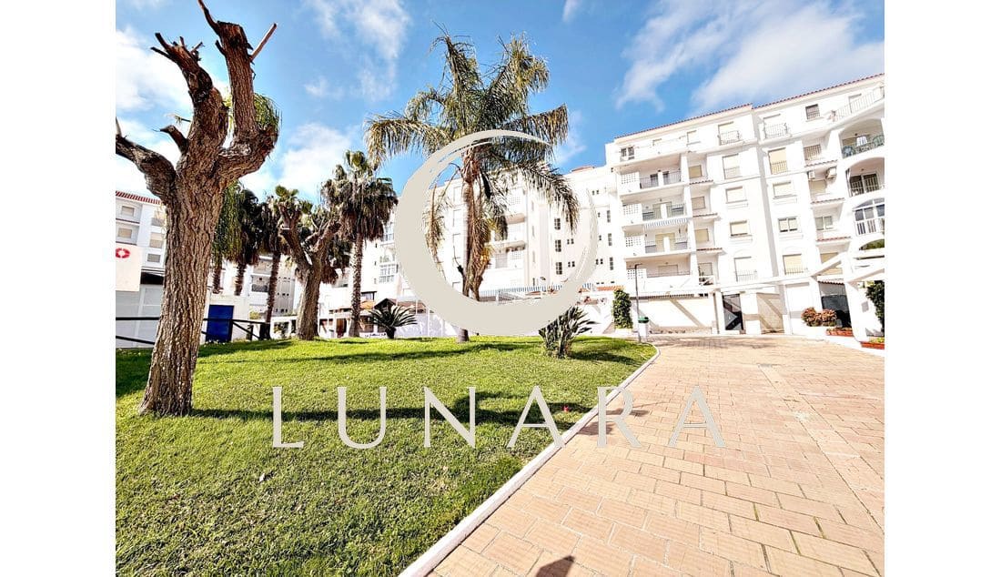 2 bedroom Apartment for sale in Punta Umbria - € 210,000 (Ref: 9607191)