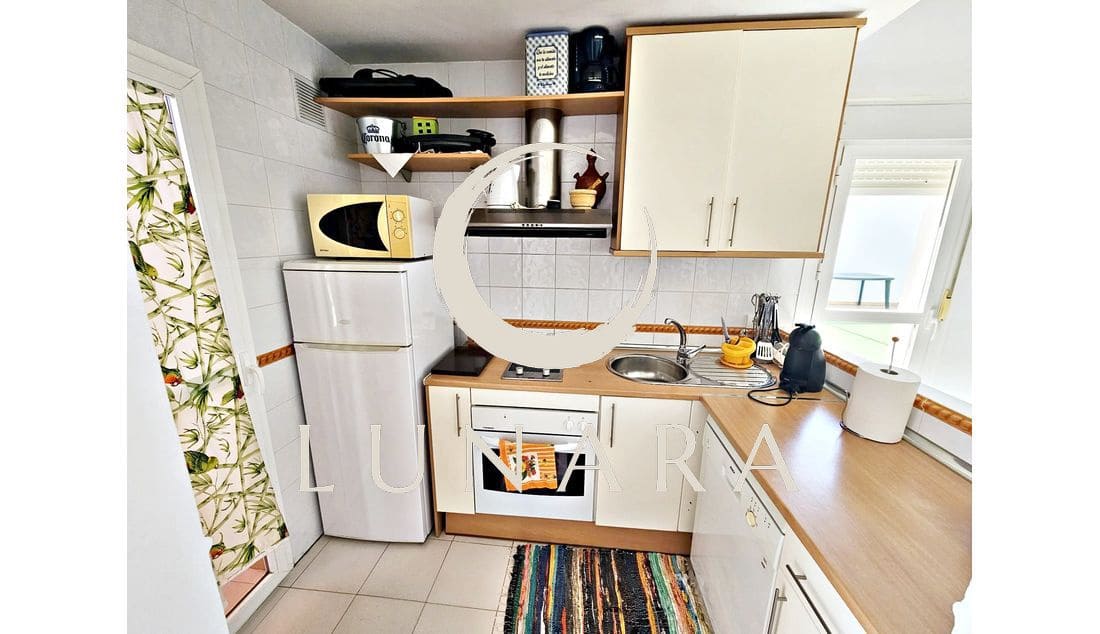 2 bedroom Penthouse for sale in Lepe with garage - € 225,000 (Ref: 9676765)