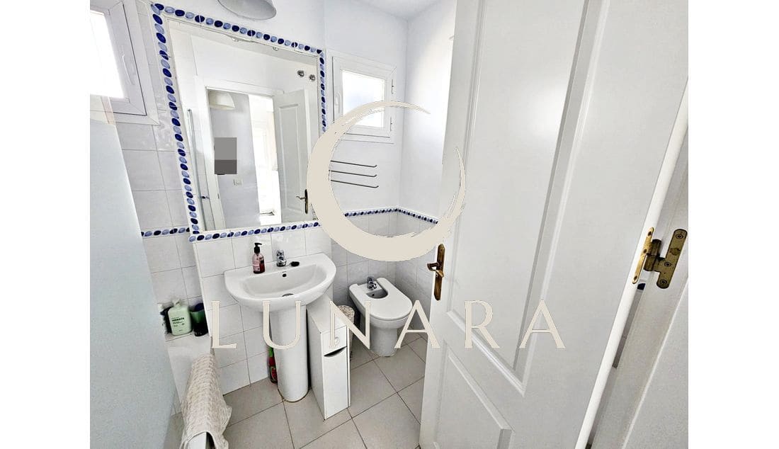 2 bedroom Penthouse for sale in Lepe with garage - € 225,000 (Ref: 9676765)