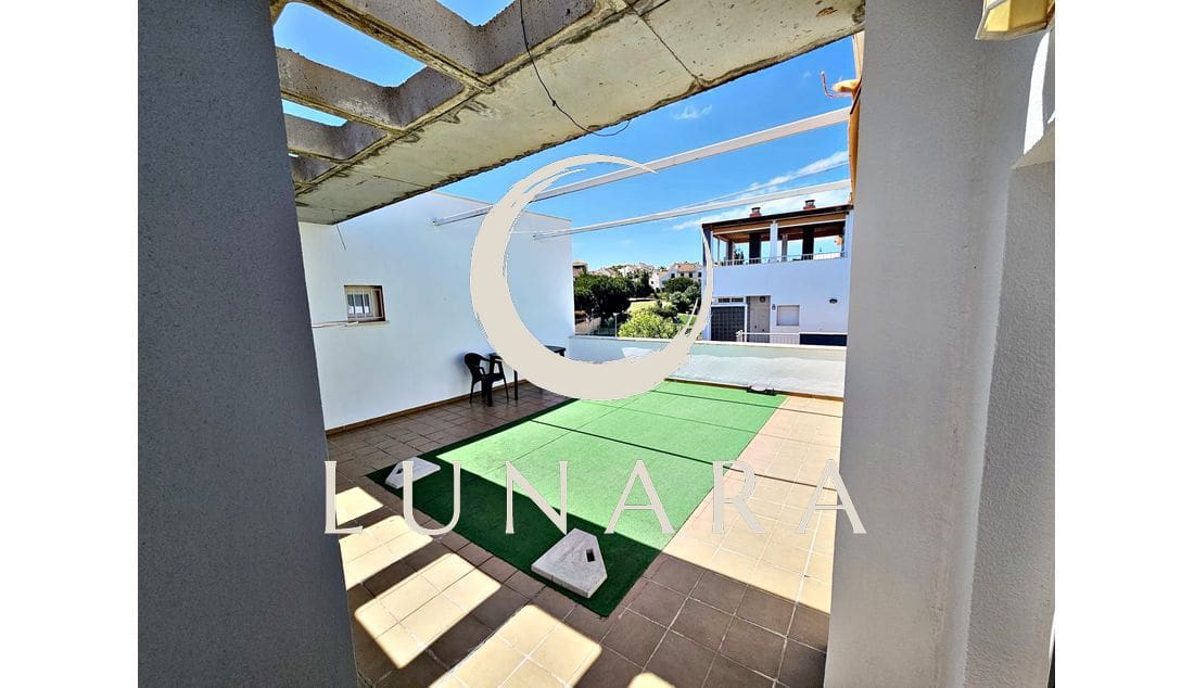 2 bedroom Penthouse for sale in Lepe with garage - € 225,000 (Ref: 9676765)
