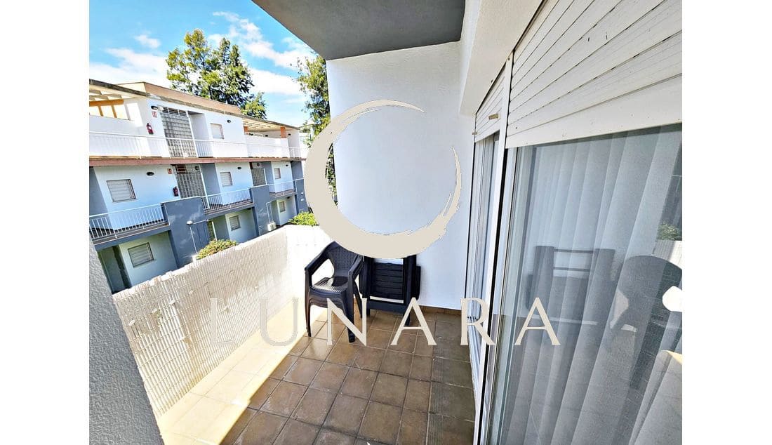 2 bedroom Penthouse for sale in Lepe with garage - € 225,000 (Ref: 9676765)