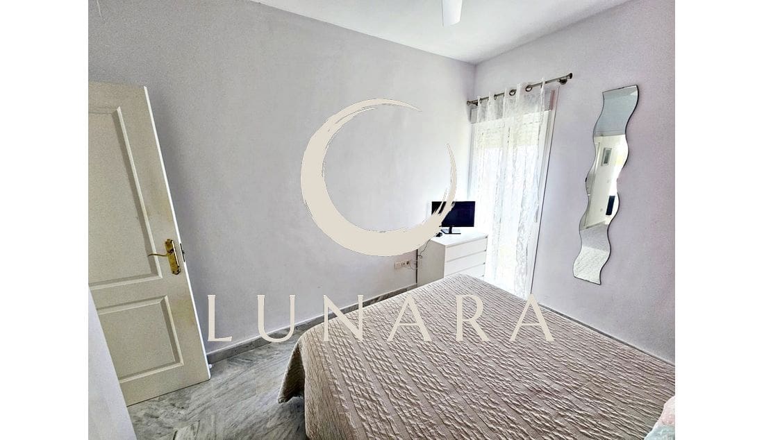 2 bedroom Penthouse for sale in Lepe with garage - € 225,000 (Ref: 9676765)