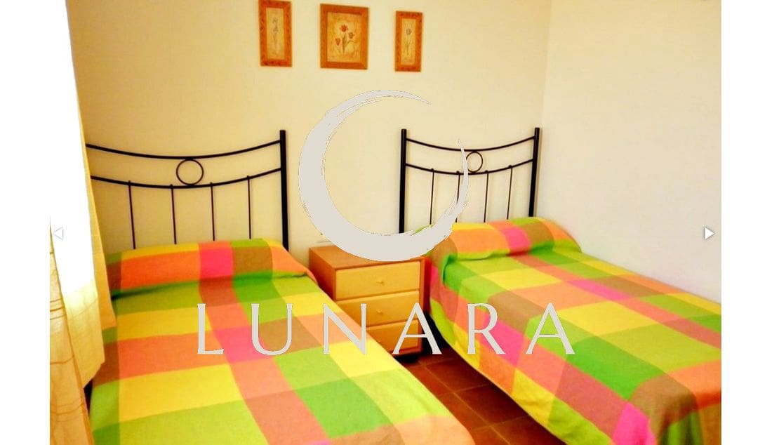 Adosado de 2 habitaciones en Lepe en venta - 221.900 € (Ref: 9676766)