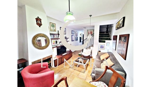 2 quarto Moradia em Banda para venda em Lepe - 221 900 € (Ref: 9676766)