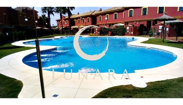 2 quarto Moradia em Banda para venda em Lepe - 221 900 € (Ref: 9676766)