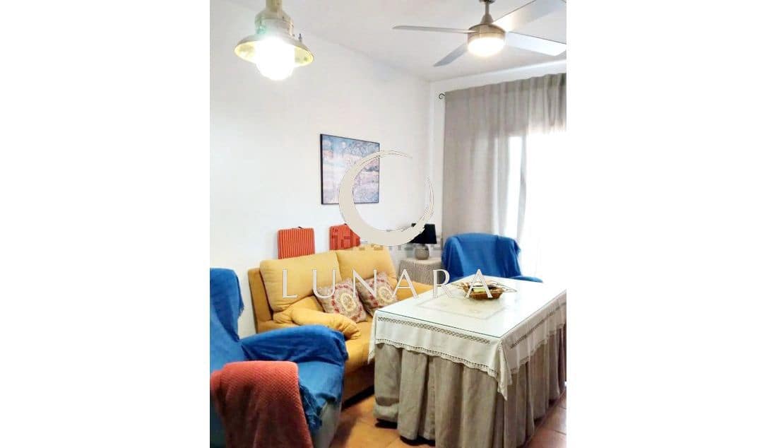 2 bedroom Terraced Villa for sale in Lepe with garage - € 199,000 (Ref: 9676767)