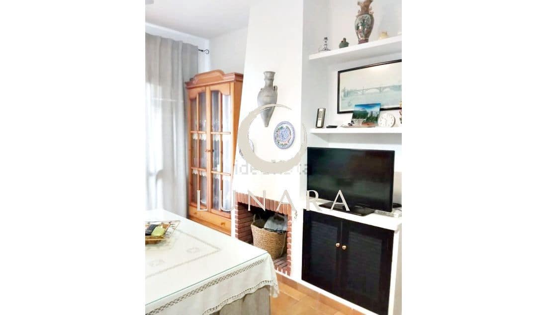 2 bedroom Terraced Villa for sale in Lepe with garage - € 199,000 (Ref: 9676767)