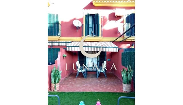 2 bedroom Terraced Villa for sale in Lepe with garage - € 199,000 (Ref: 9676767)