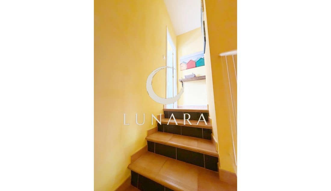 2 bedroom Terraced Villa for sale in Lepe with garage - € 199,500 (Ref: 9763539)