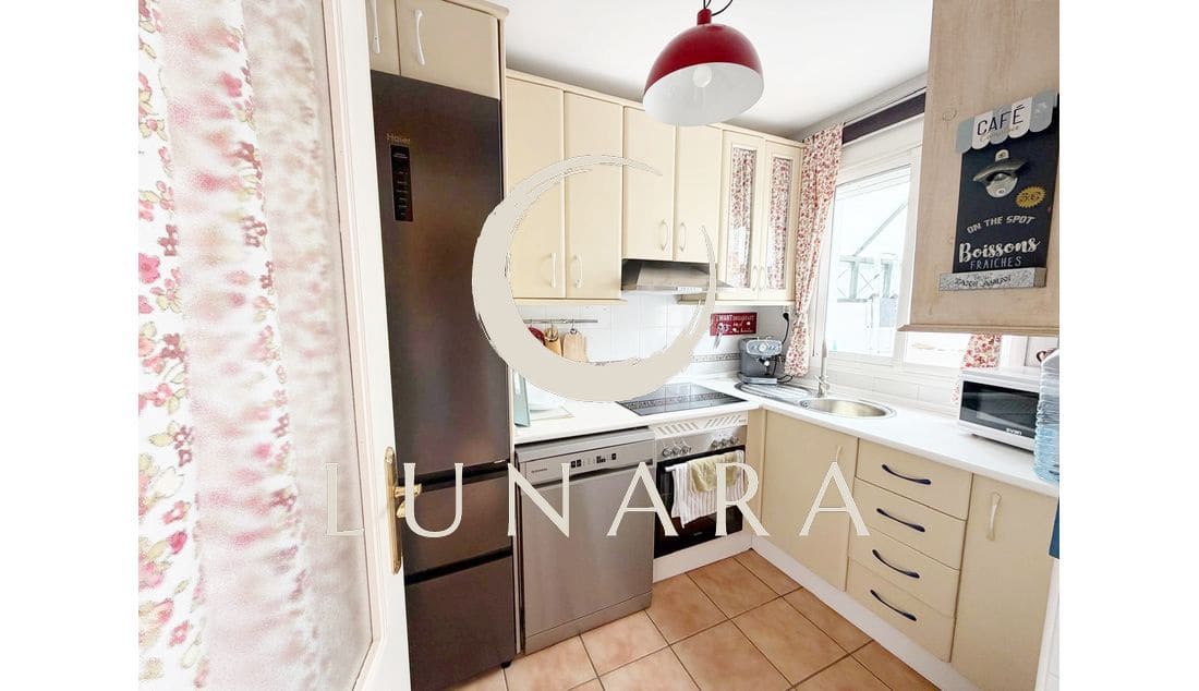 2 bedroom Terraced Villa for sale in Lepe with garage - € 199,500 (Ref: 9763539)